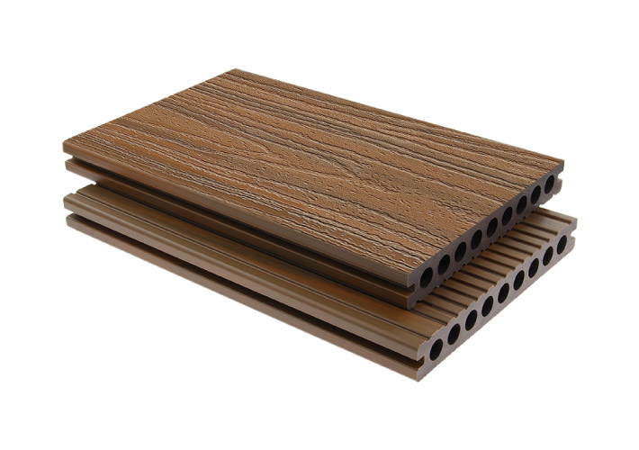 Moistureproof Composite Decking
